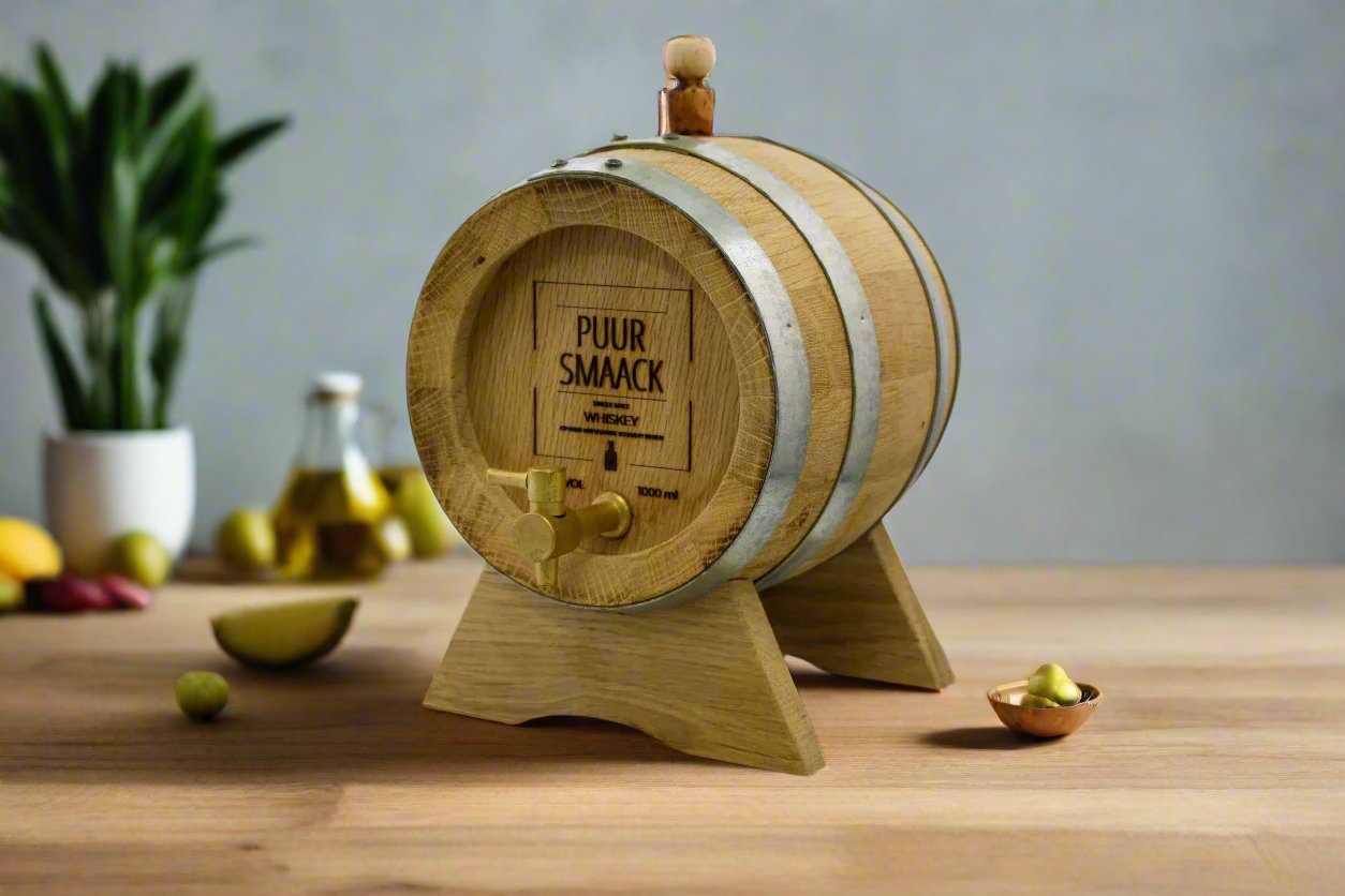 Single malt whiskey (Chamaven) in een eiken vaatje